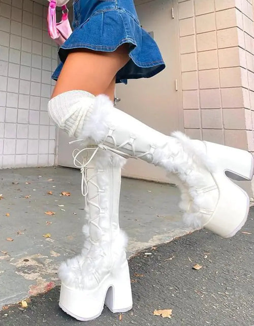 Load image into Gallery viewer, Chunky High Heeled Winter Boots
